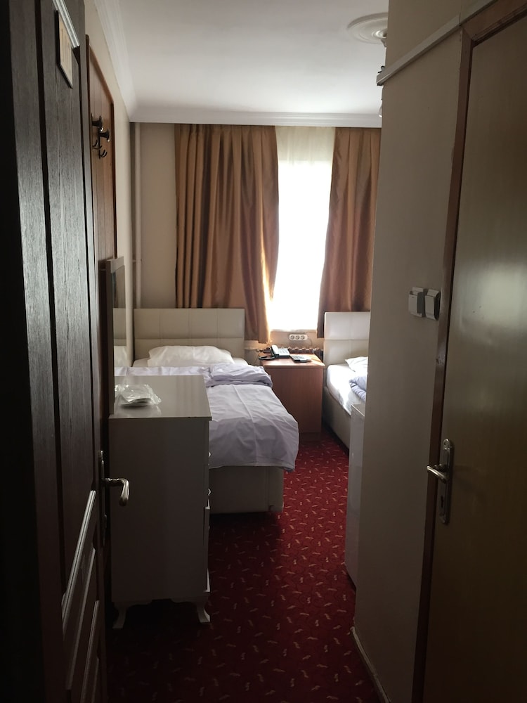 STANDARD, SINGLE, TWIN BEDS