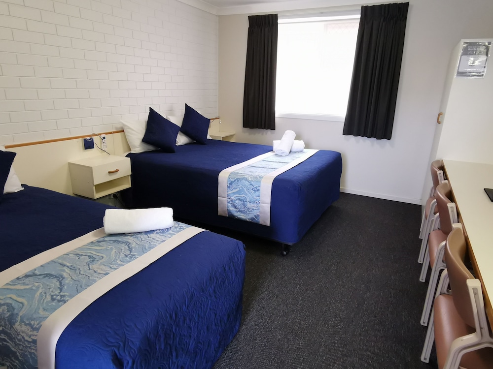 STANDARD, TWIN BEDS