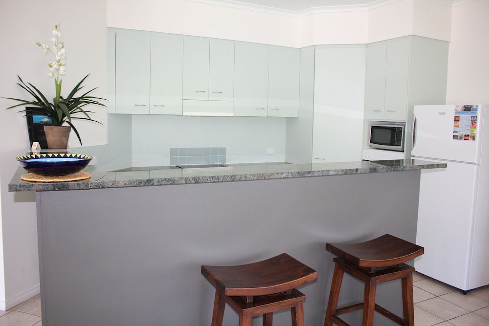 Beaches Port Douglas 5/69