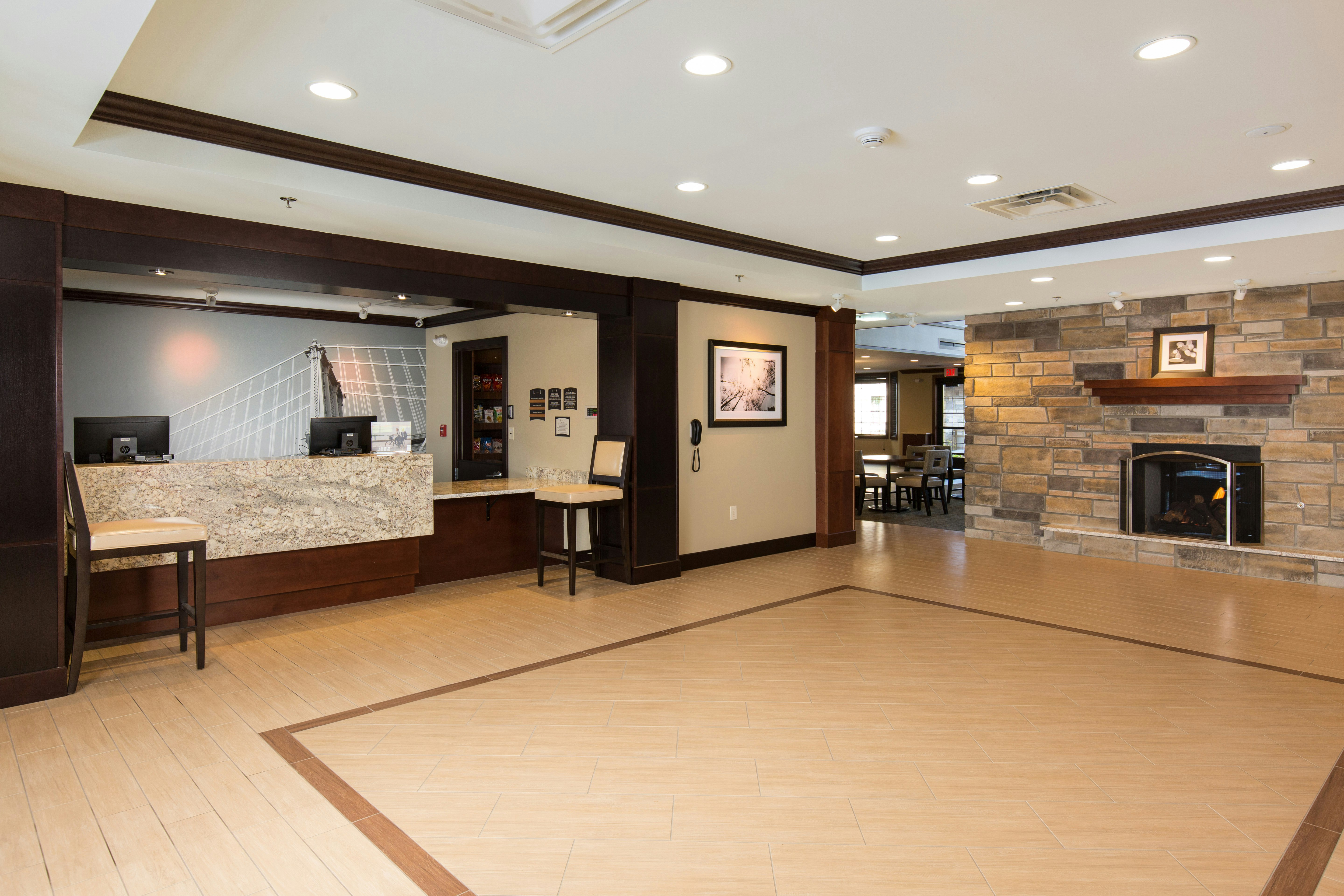 STAYBRIDGE SUITES COLUMBUS POLARIS 10/58