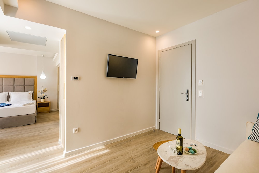 Samian Mare Hotel Suites & Spa 53/80