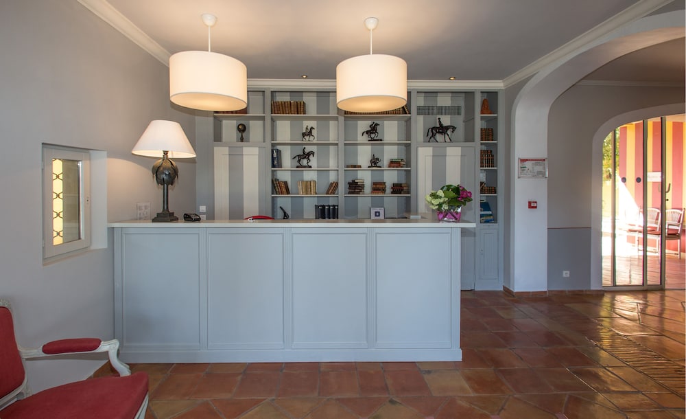 La Bastide Du Port 8/64
