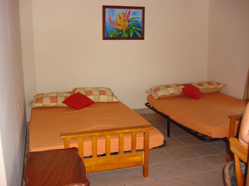 La Guaria Inn And Suites Hotel 43/65