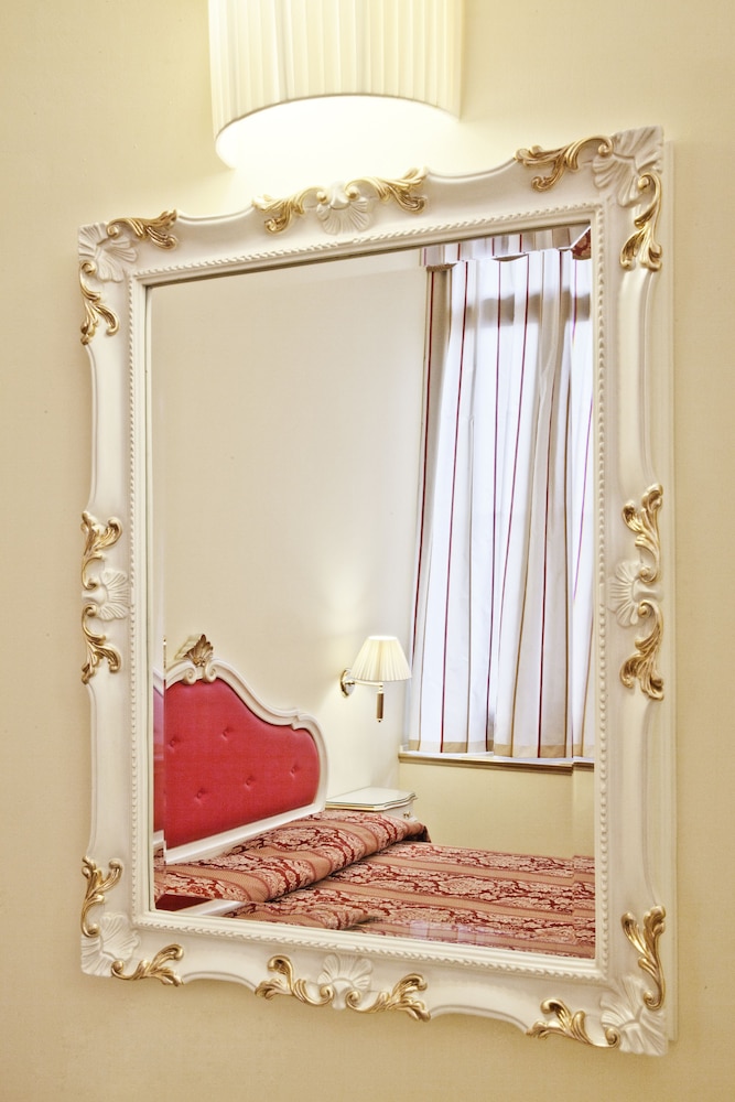 SAN LIO TOURIST HOUSE 1/31
