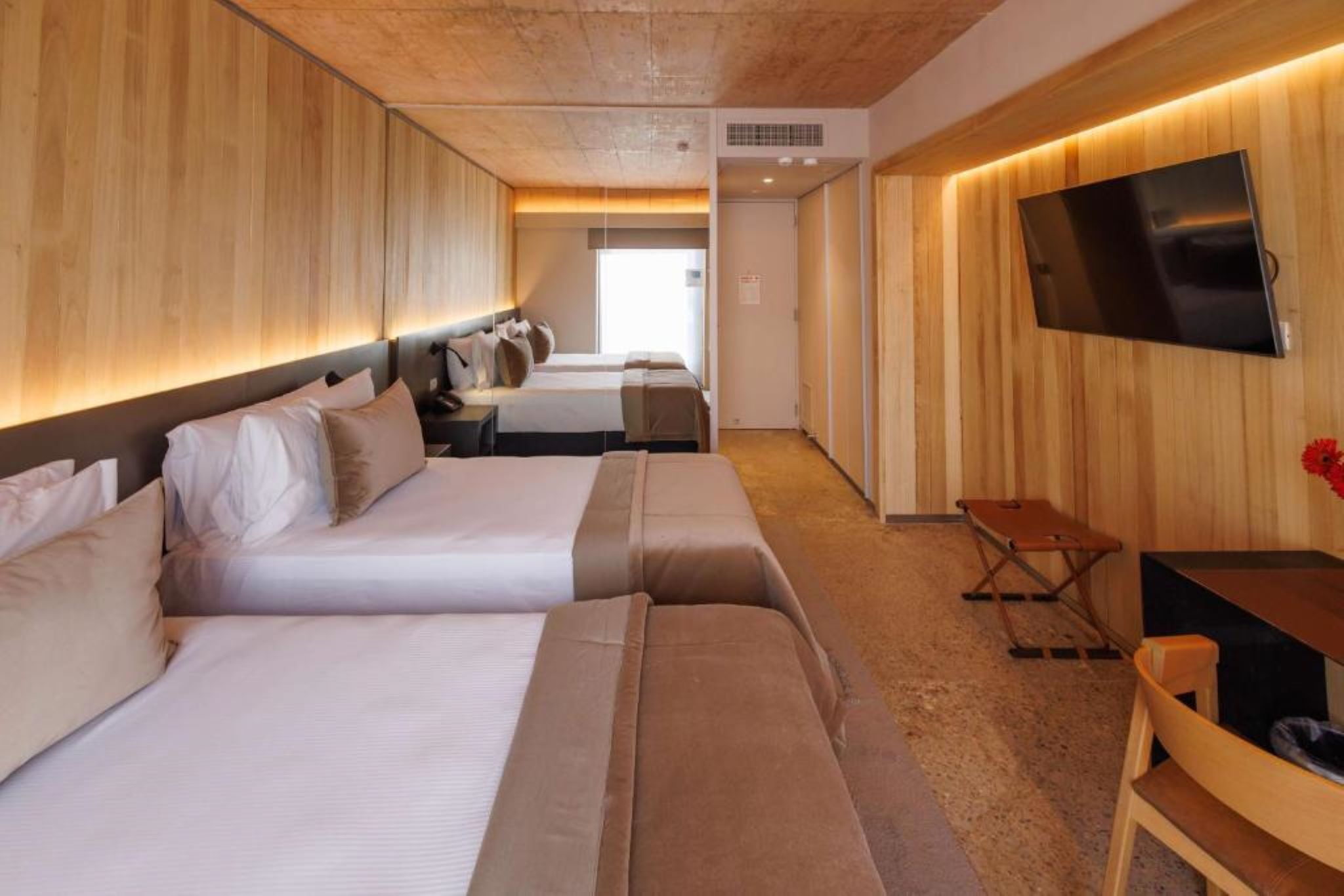 ROOM, TWIN BEDS, BALCONY, ACCESSIBLE