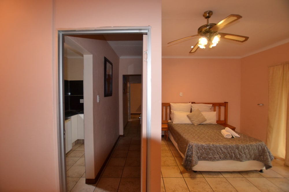 Guesthouse 4U 7/17