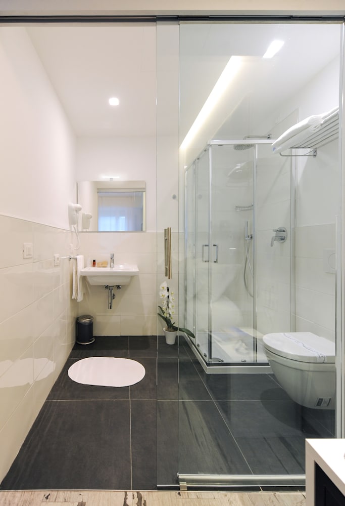 Hotel Lampara 27/29