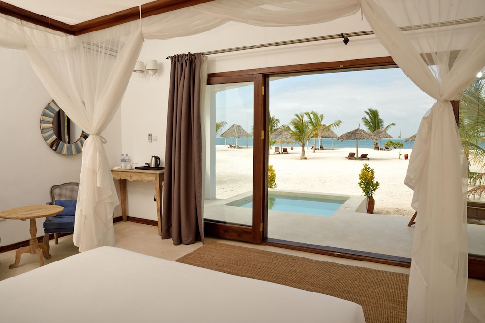 Kono Kono Beach Resort 21/73
