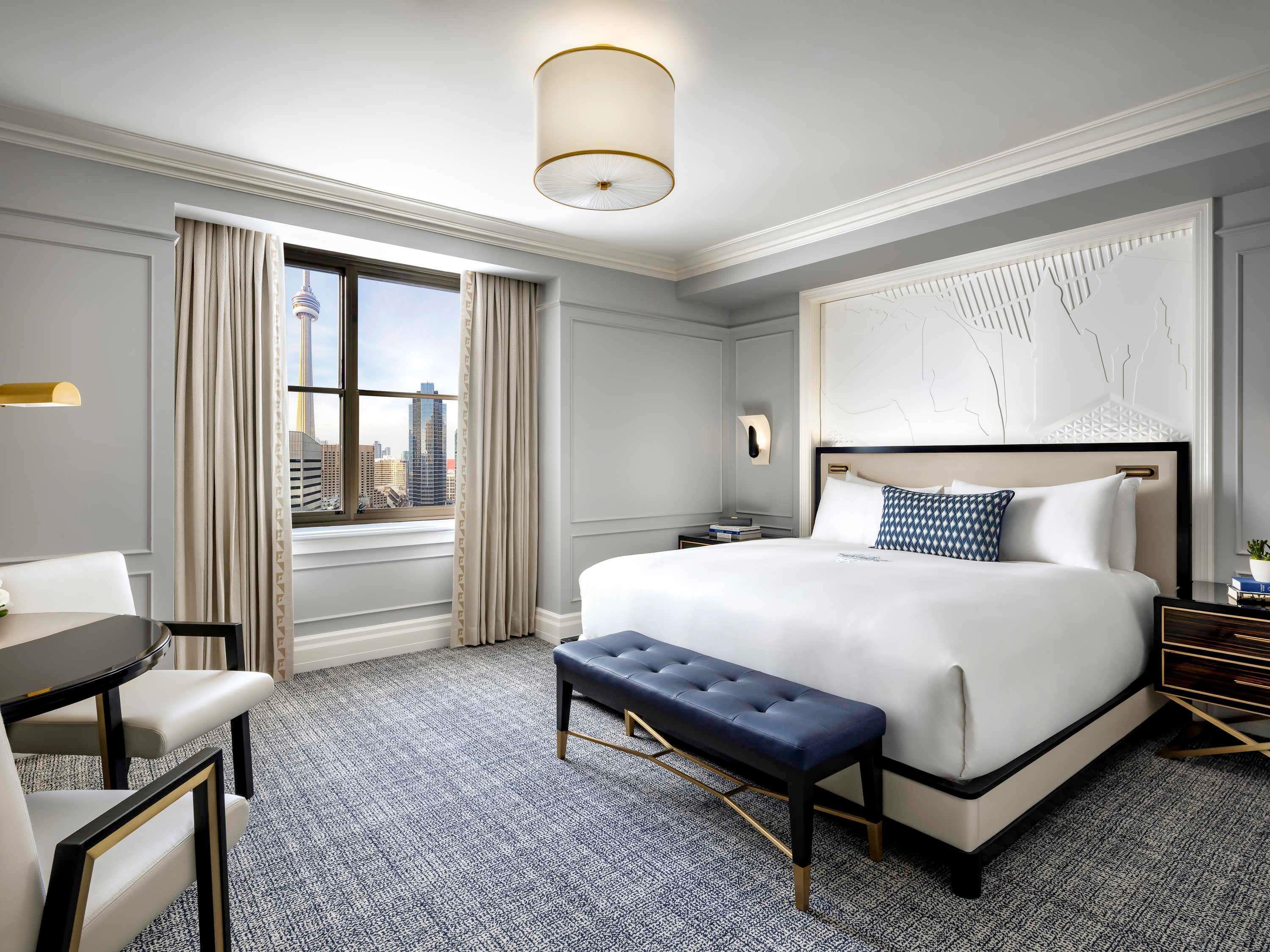 Fairmont Gold, King Bed