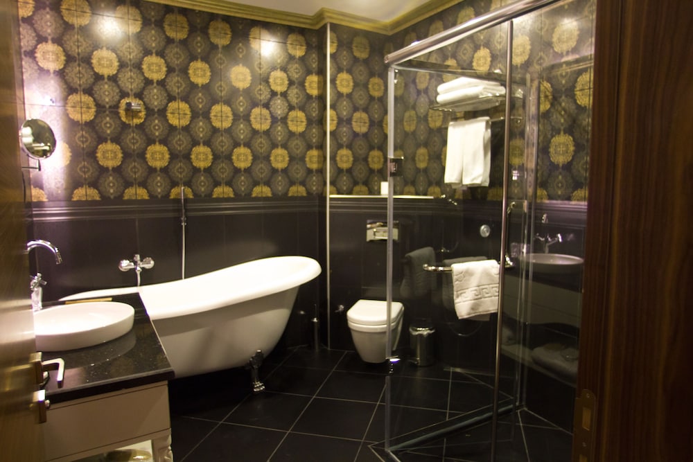 Babillon Hotel & Spa & Restaurant 49/50