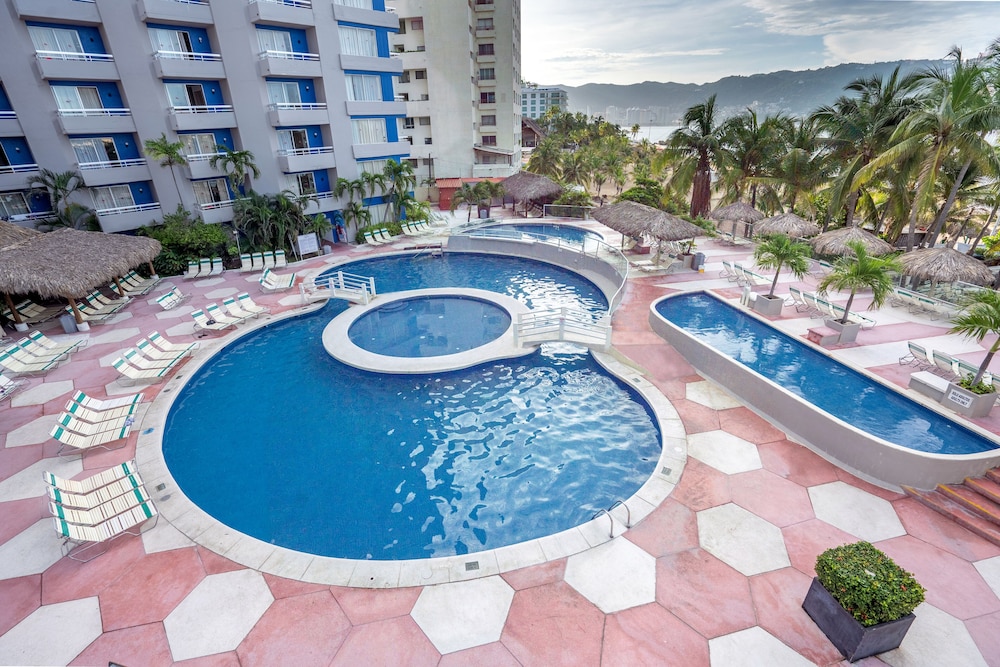 Playa Suites Acapulco 64/64