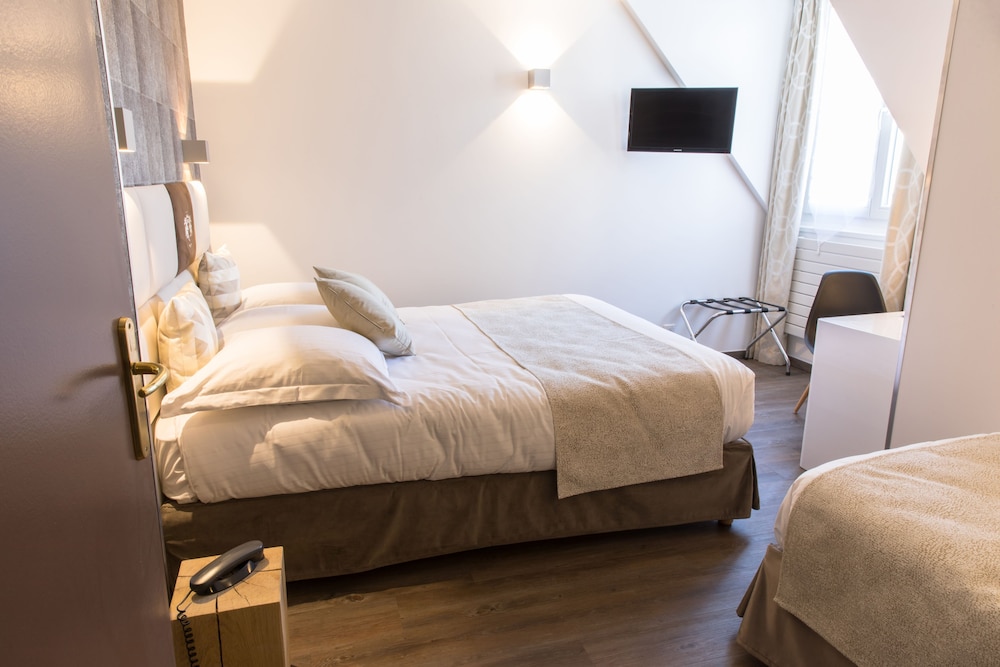 Hotel the Originals Des Princes Chambery 7/77
