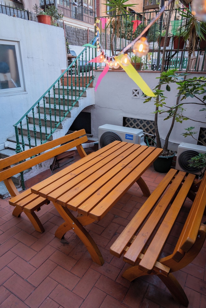 Soul Backpackers Barcelona 19/24