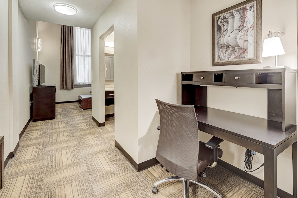 Staybridge Suites BALTIMORE INNER HARBOR 65/80