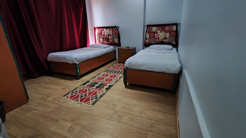 Invitation Hotel 17/40