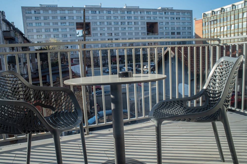 Slisko Hotel 5/66