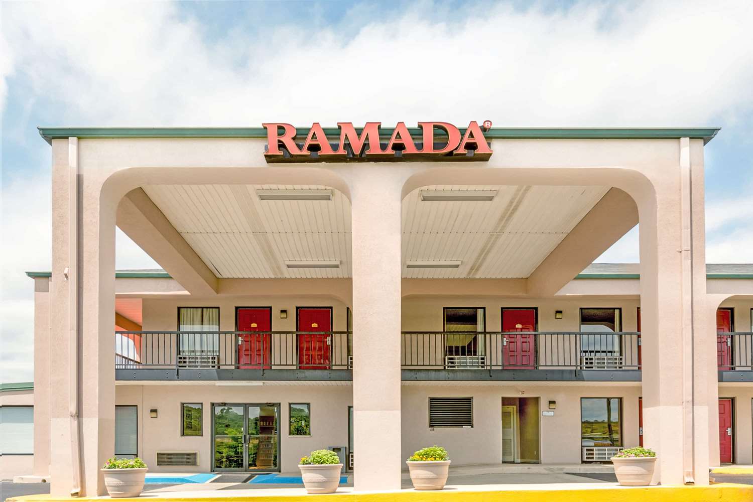 Ramada By Wyndham Pelham 1/18