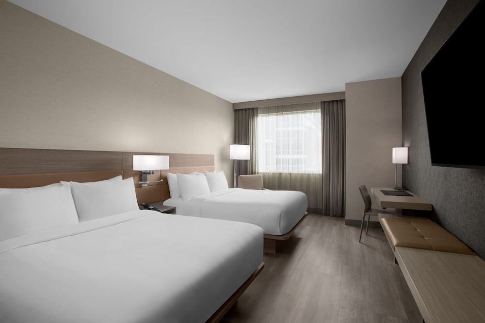 Standard, 2 Queen Beds