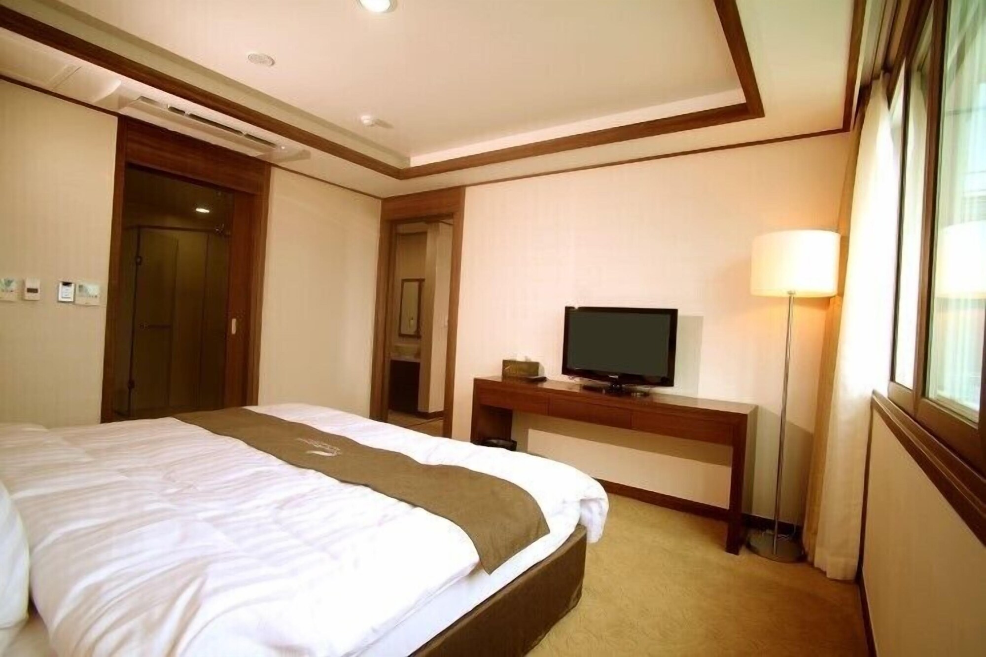 Royal, Suite, King Bed
