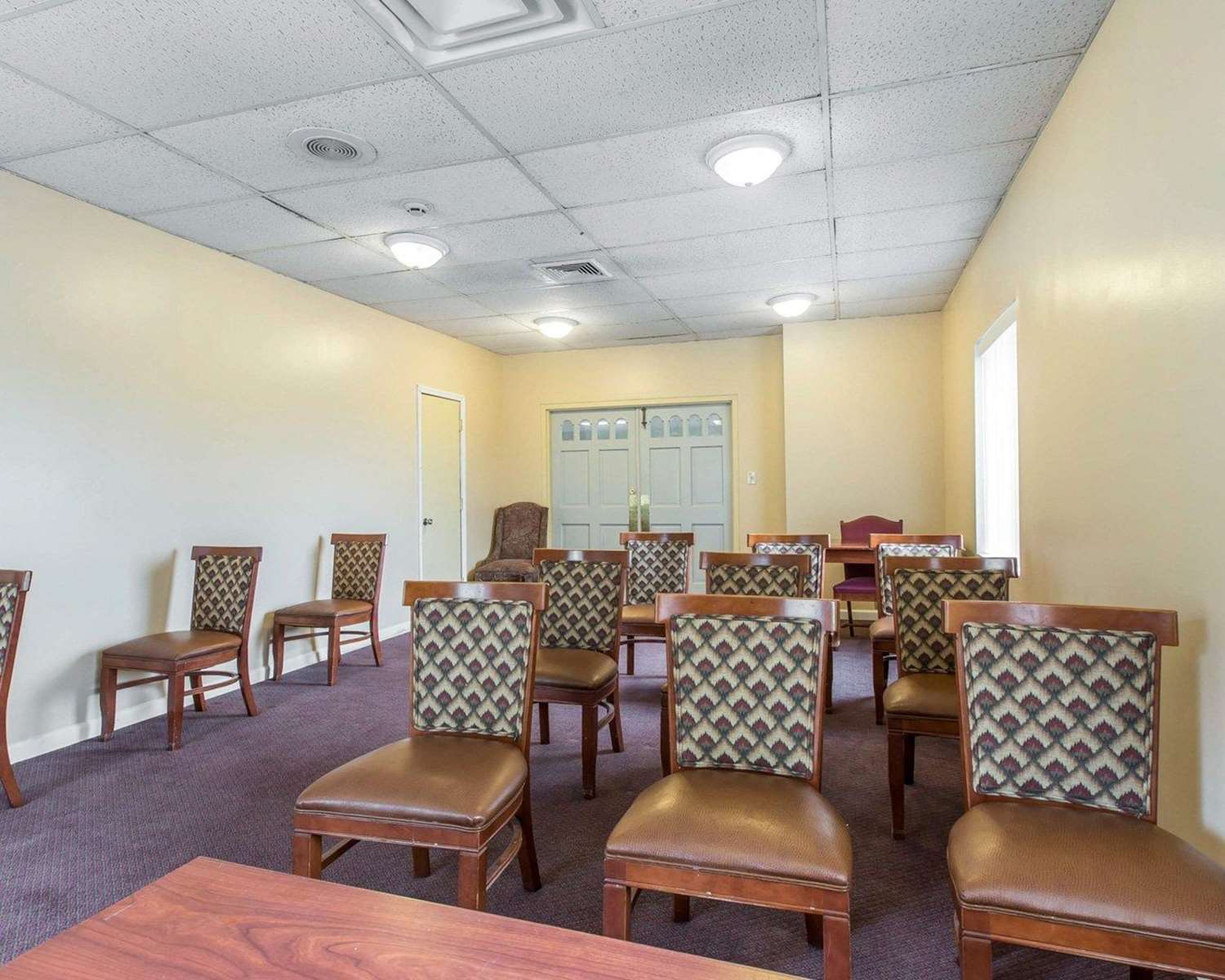 Econo Lodge Dalton West 25/26