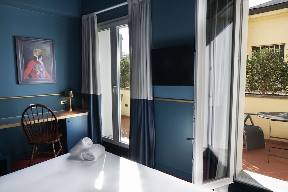 SUPERIOR, DOUBLE BED, TERRACE