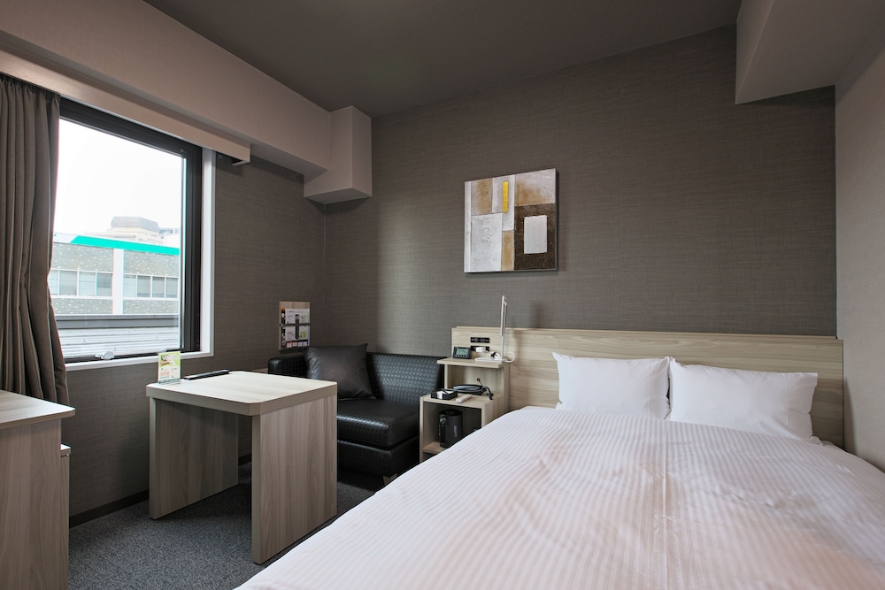 SEMI ROOM, STANDARD, SEMI DOUBLE BED