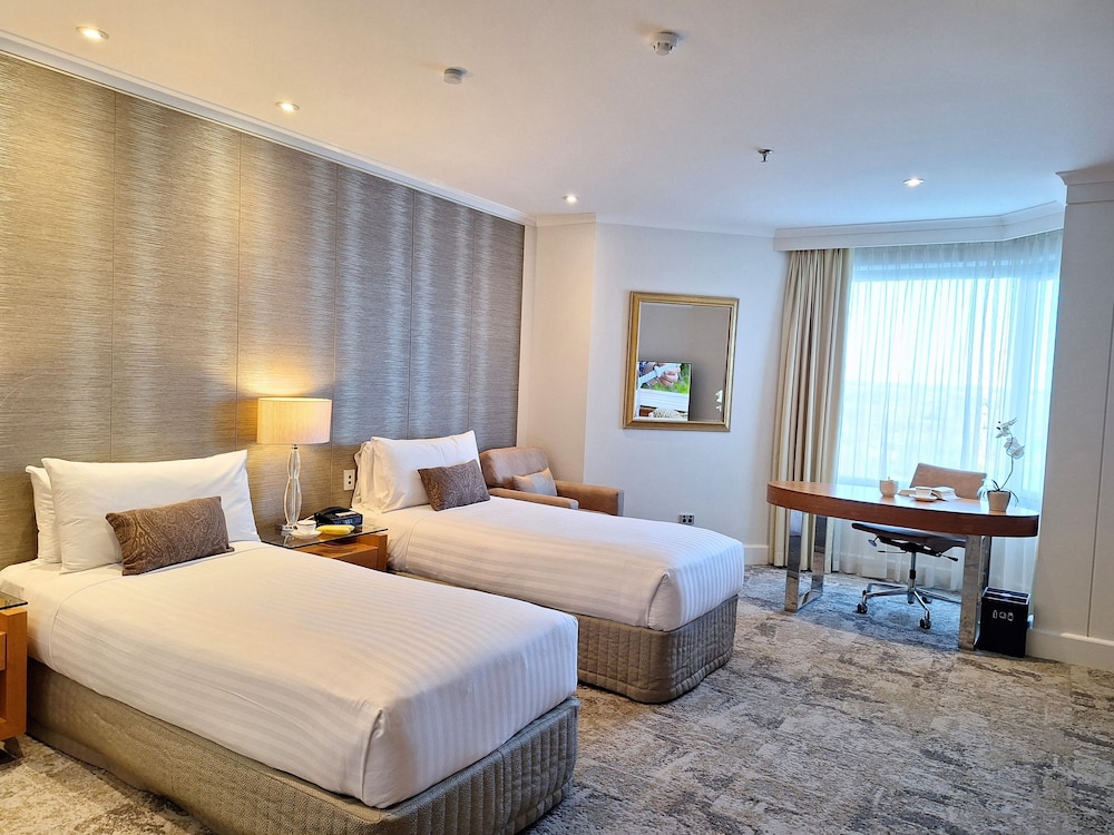 Standard, Twin Beds