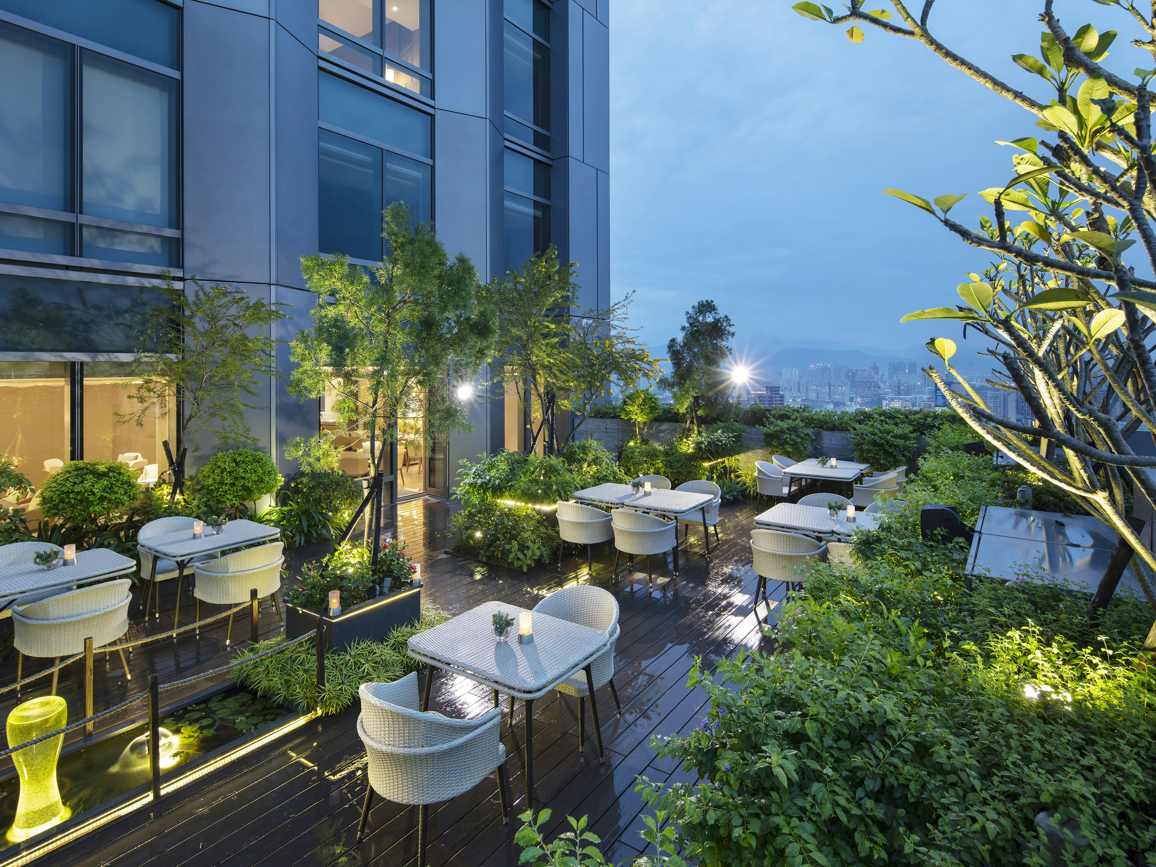 Hilton Taipei Sinban 72/74