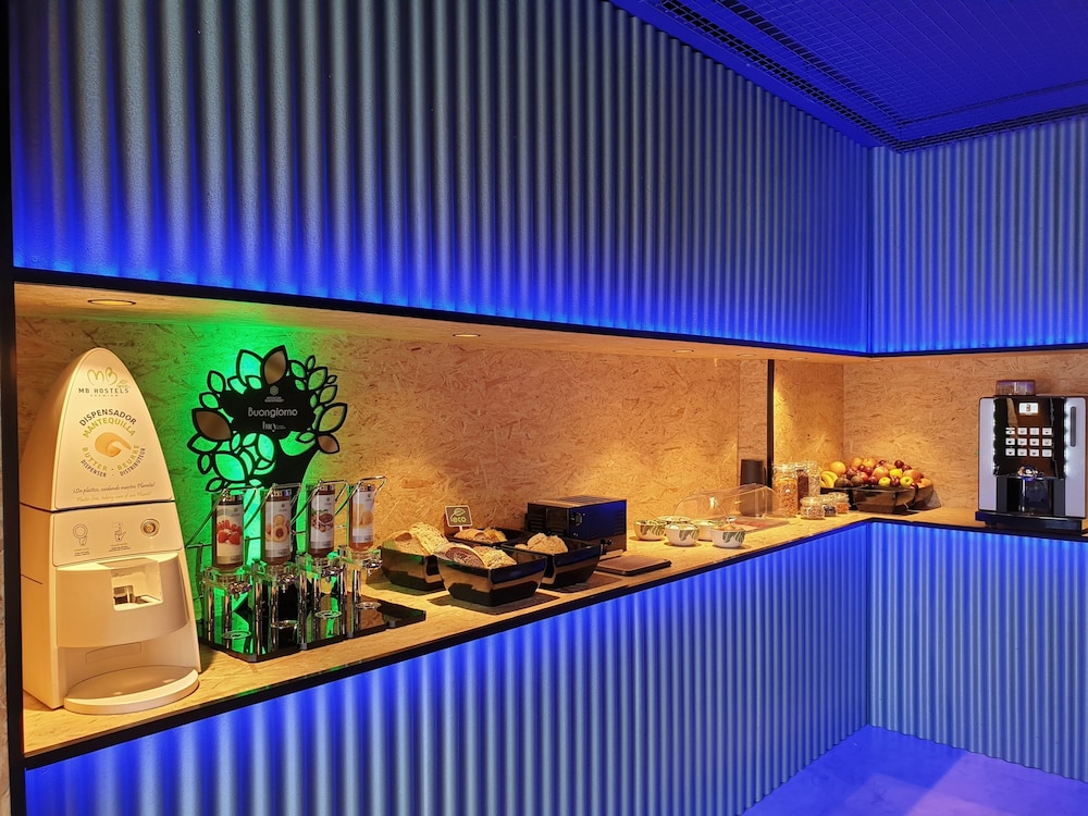 MB Hostels Premium Eco Adult Only 6/38