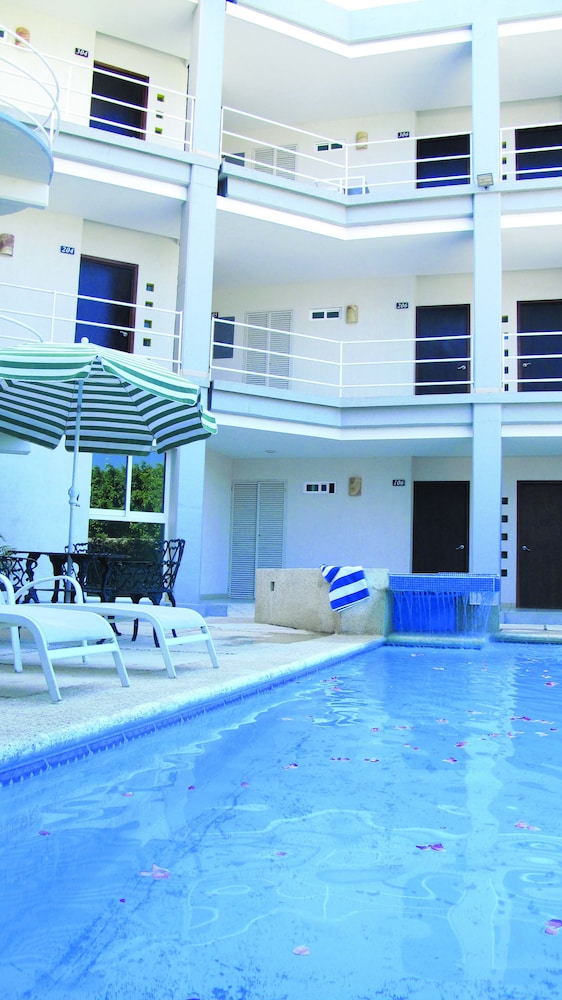 RS Suites Hotel 4/47