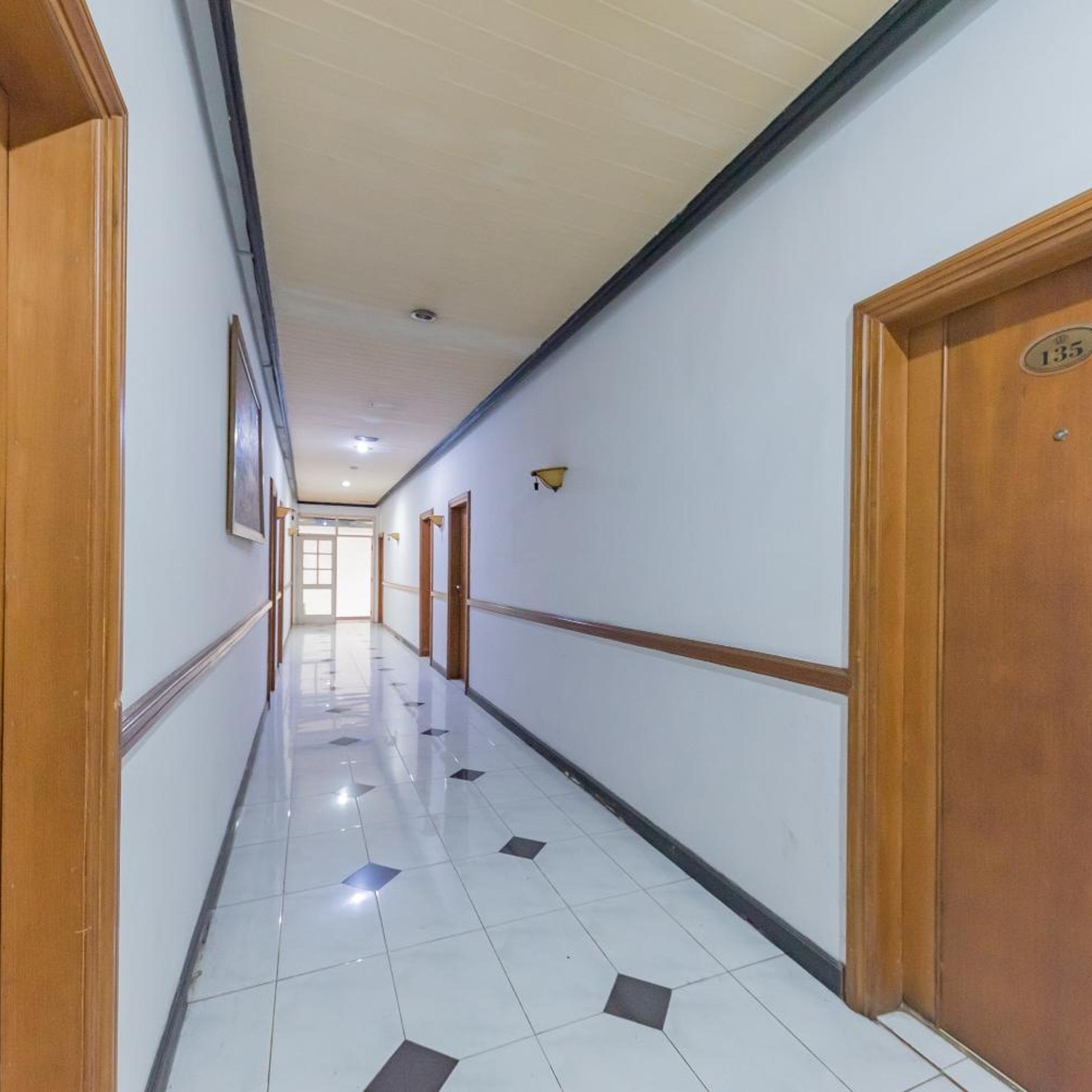 Crown Hotel Tasikmalaya 24/54