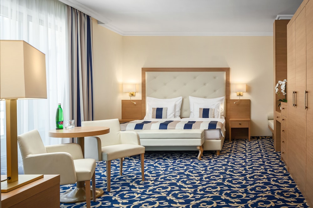 Grandhotel Nabokov 18/56