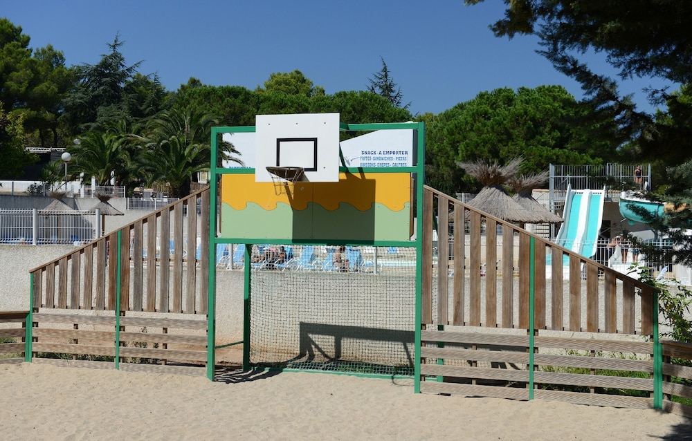 LA PINEDE 28/47