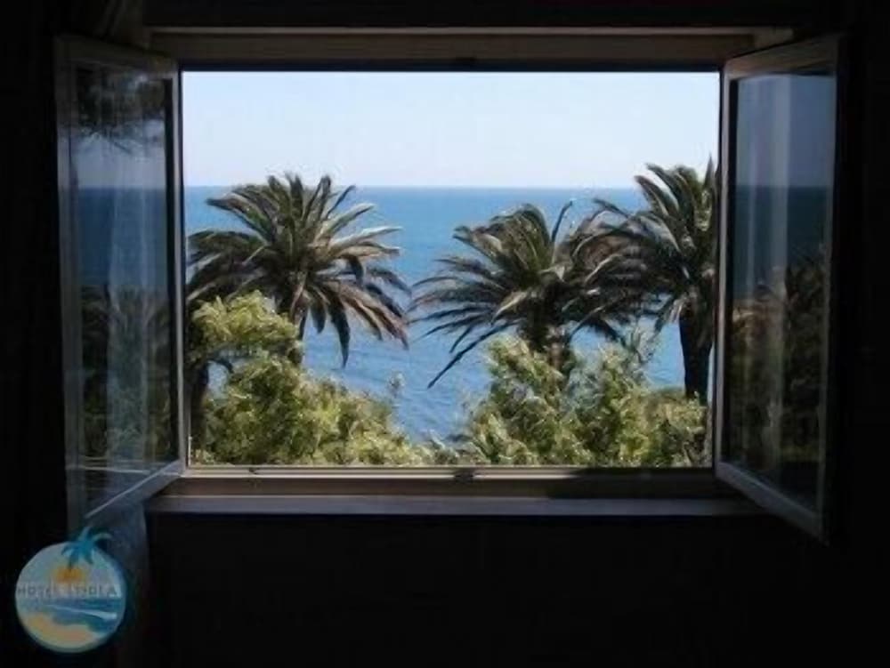 Hotel L Isola 4/38