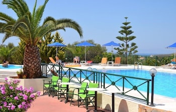 Aloni Suites 14/35