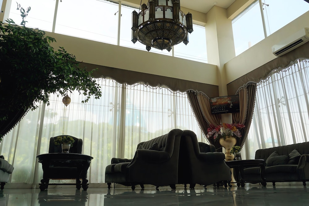 Namira Syariah Surabaya Hotel 25/39