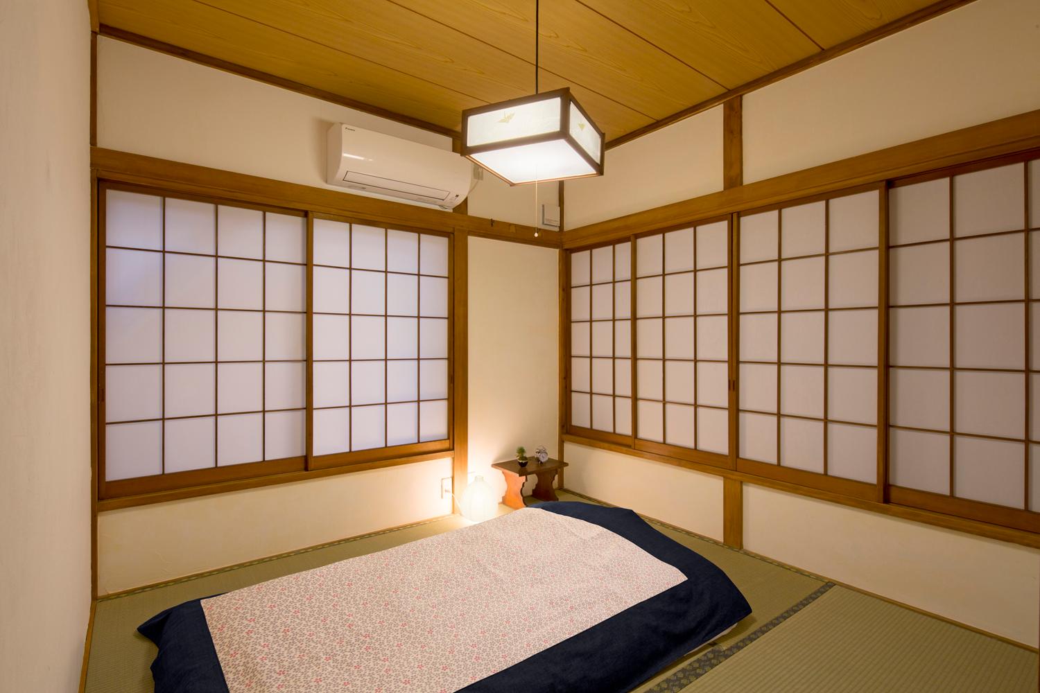 Japanese, Economy