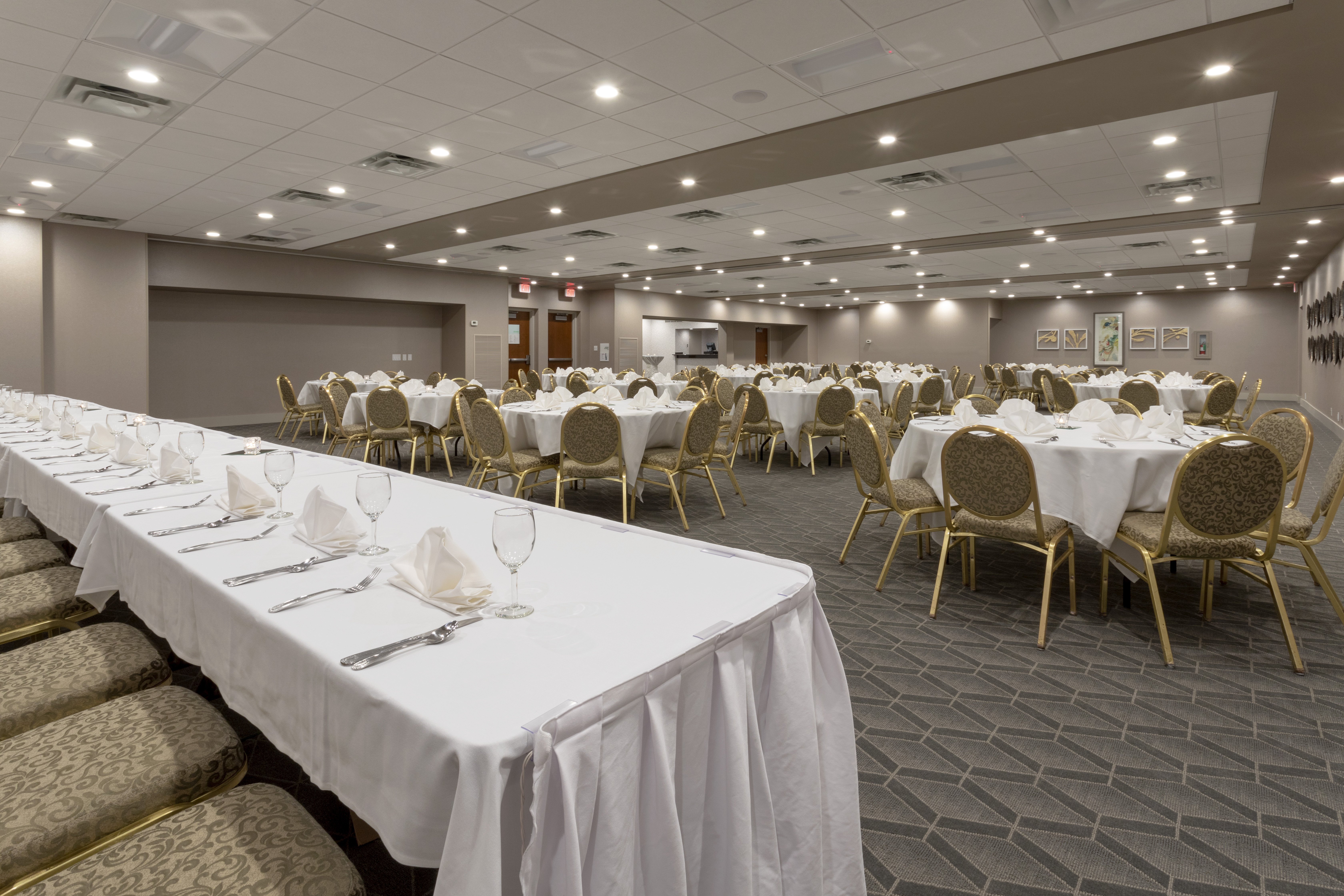Holiday Inn Marquette 52/63