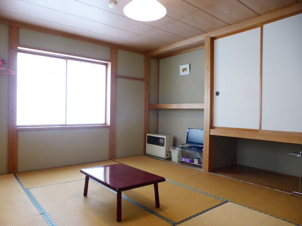 Kagura House 40/66