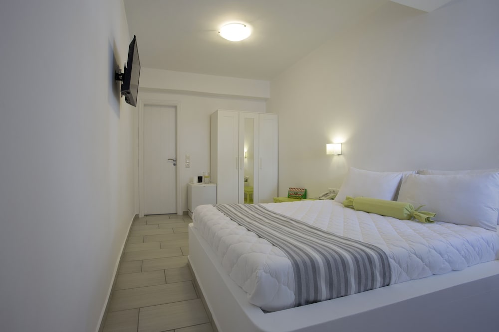 Alexandra Hotel 31/63