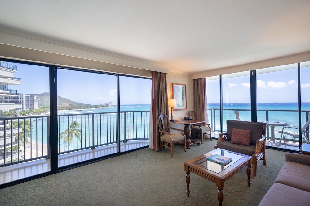 OUTRIGGER Waikiki Beach Resort 61/88