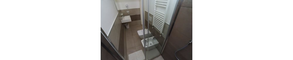 HOTEL AUGUSTEA 5/62
