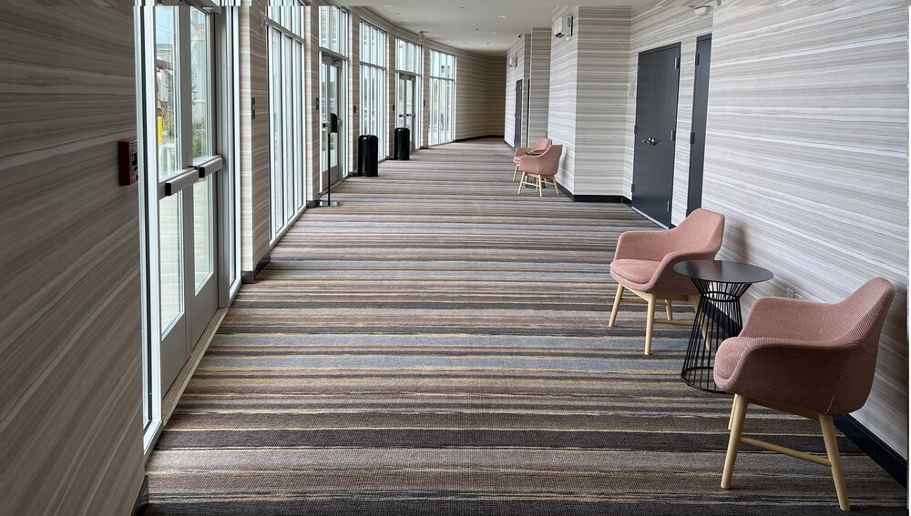 Holiday Inn - Clarksville Northeast, an IHG Hotel 33/69