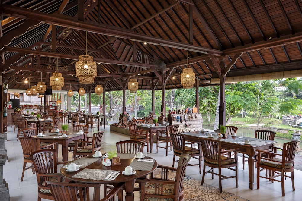 Santi Mandala Villa And Spa 127/140