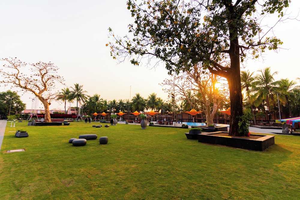 HOTEL TREAT RESORT 34/50