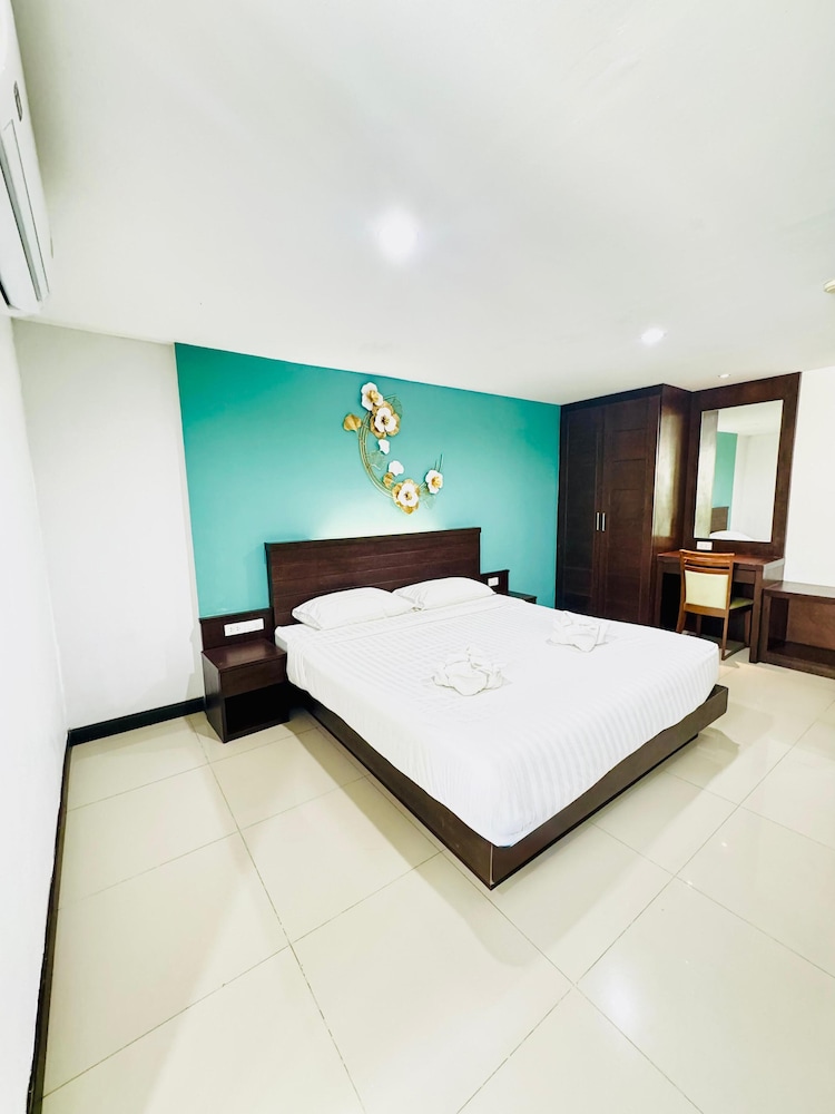 La Casa Patong 28/50