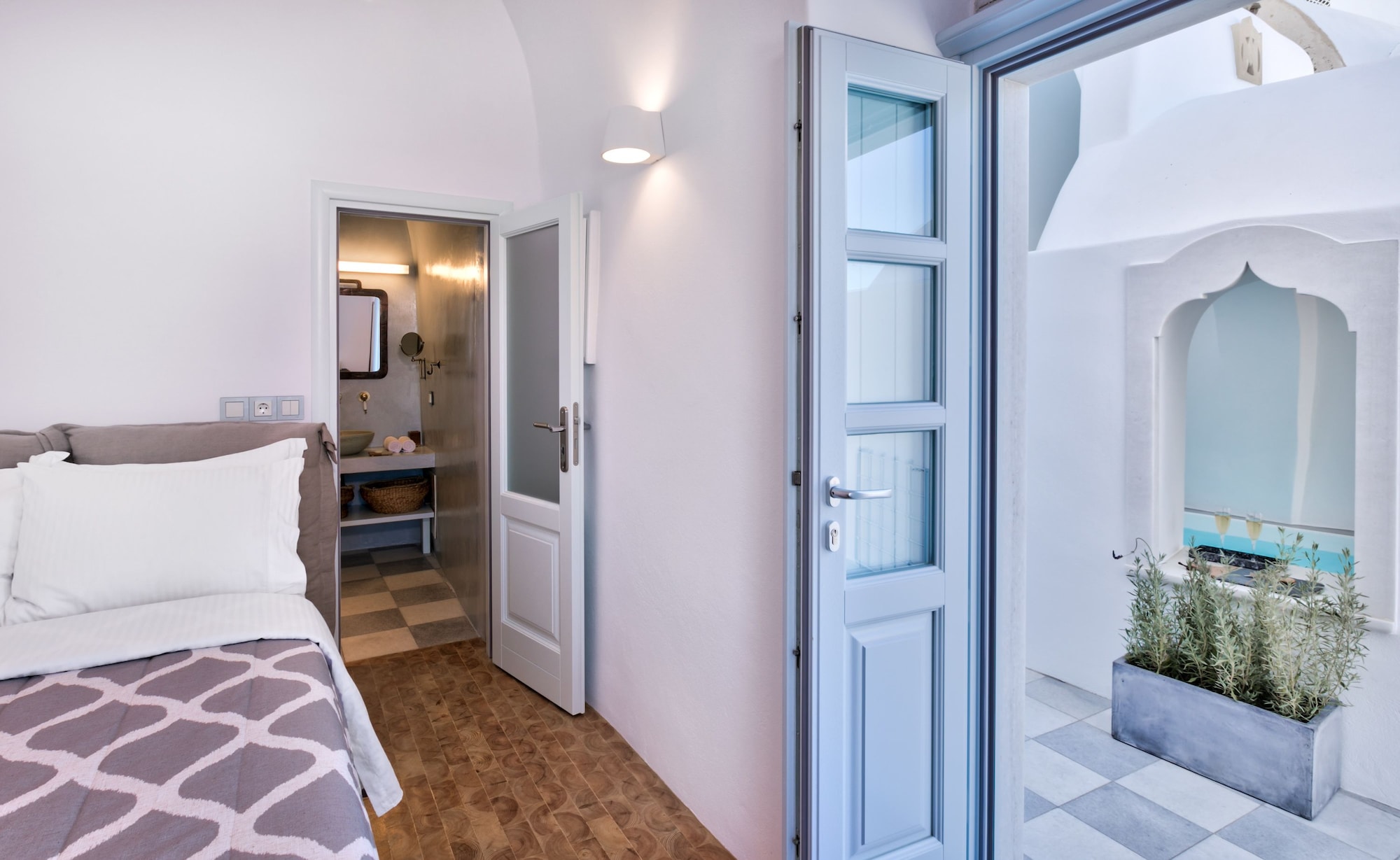 2 BEDROOMS, VILLA