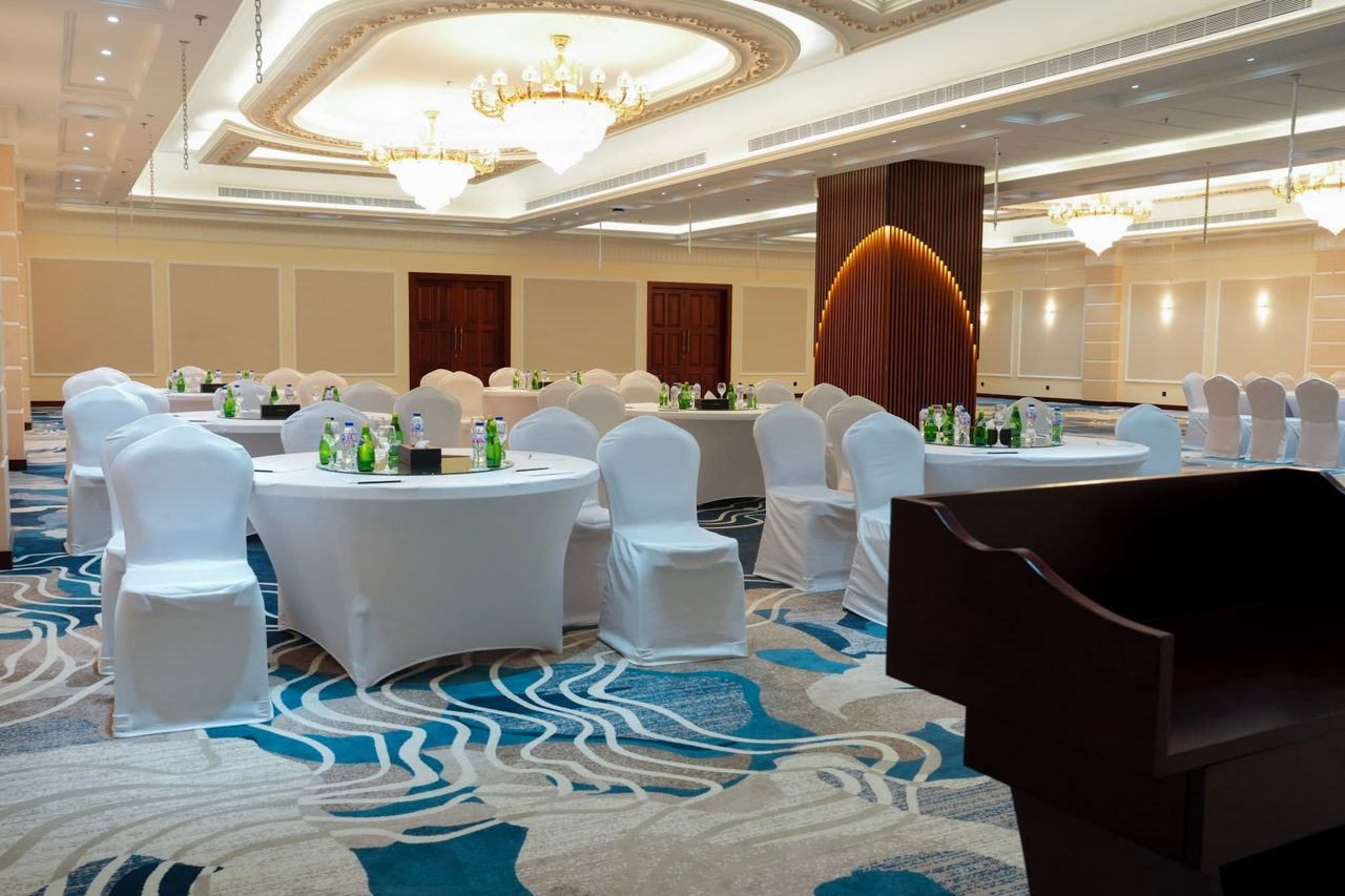 Warwick Hotel & Spa Jeddah 12/14