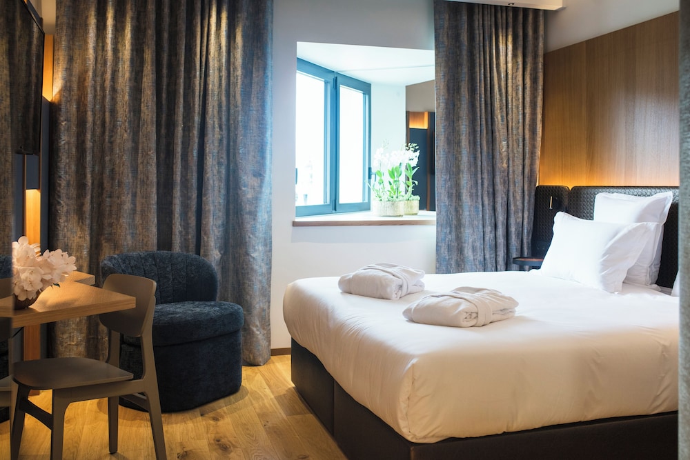 Hotel Le Pelican 17/60