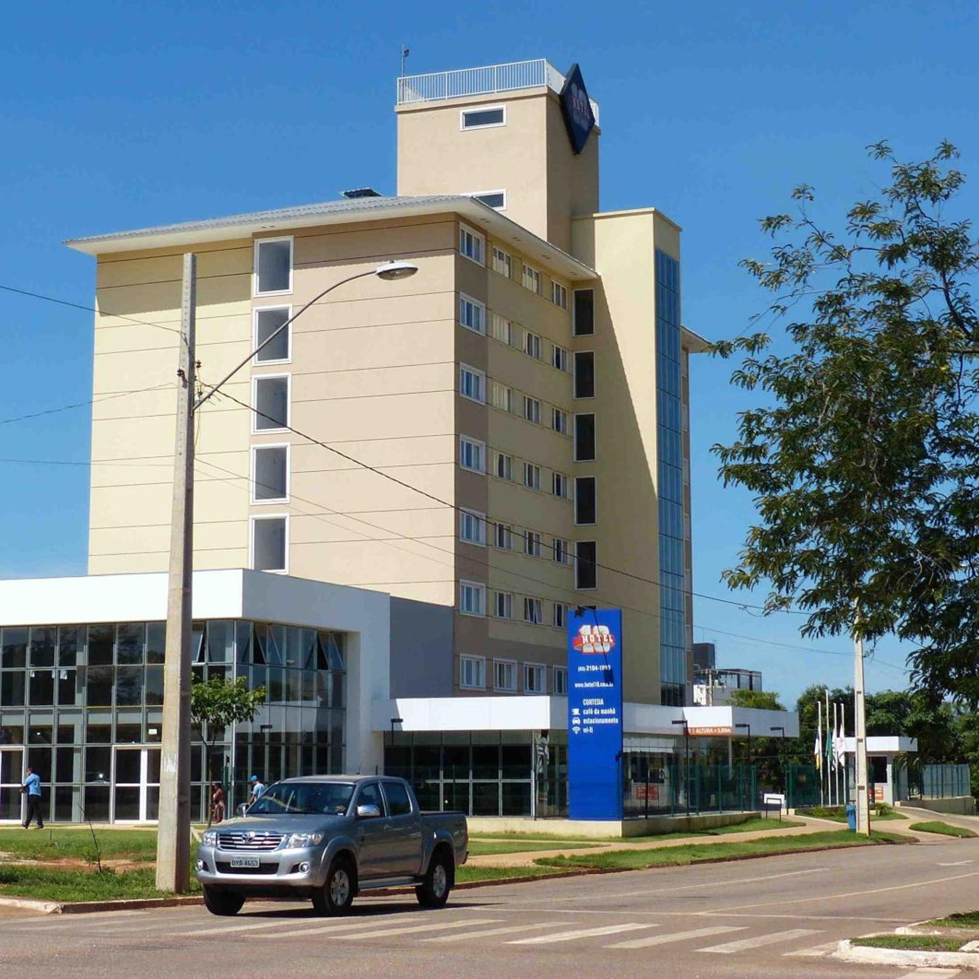 HOTEL 10 PALMAS 49/53